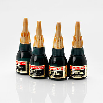 Three Bond 7782 - Cyanacrylat?Sekundenkleber (niedrigviskos) - 20 g Flasche