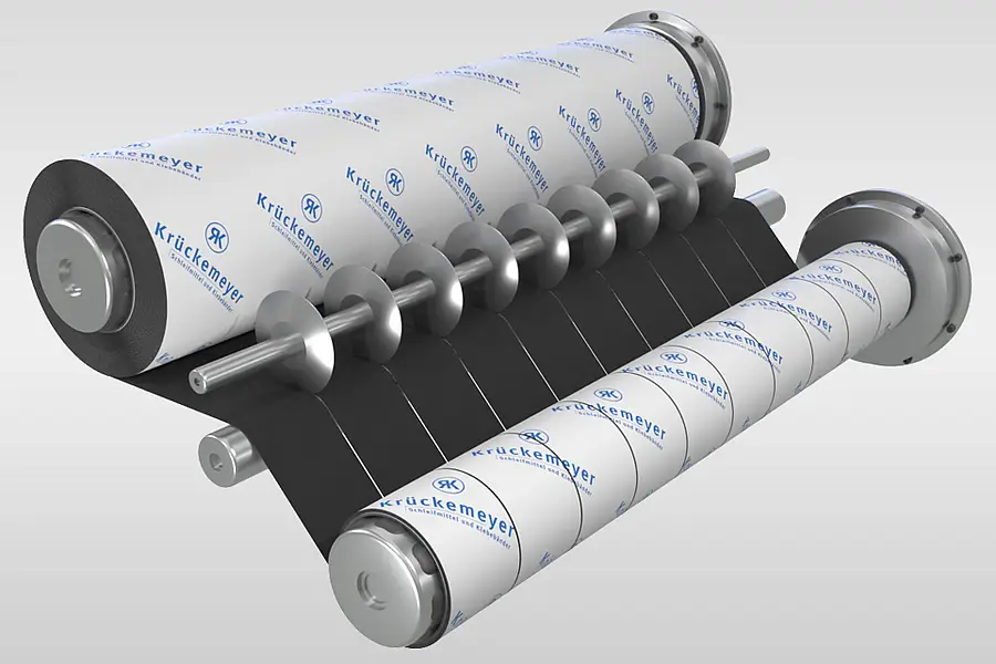 Illustration einer Materialbahn, die zu schmalen Rollen verarbeitet wird