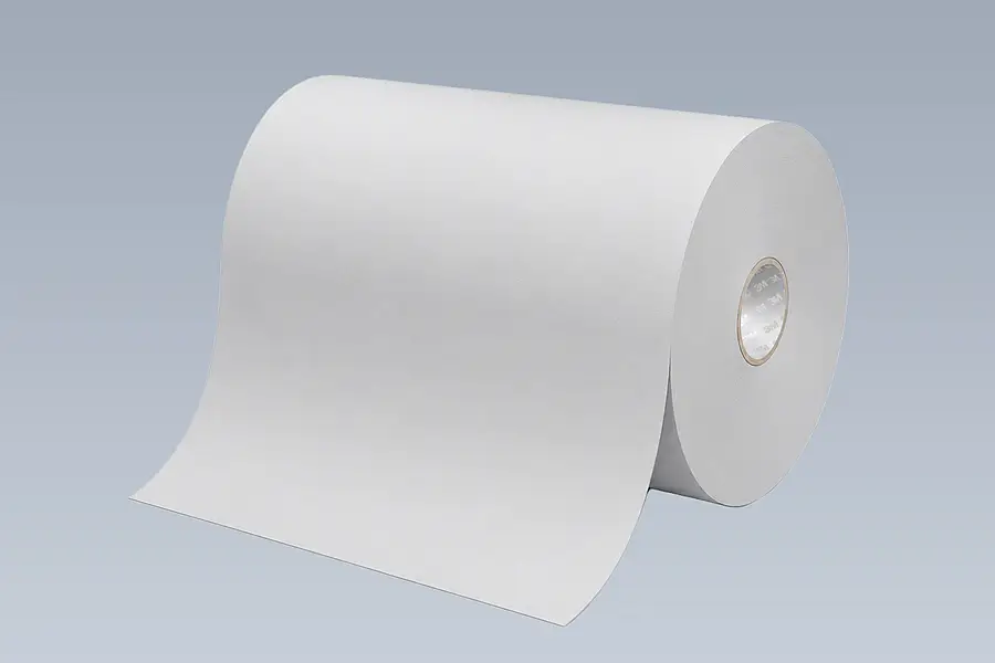 Breite weiße Mutterrolle als Vormaterial für Klebebandzuschnitte